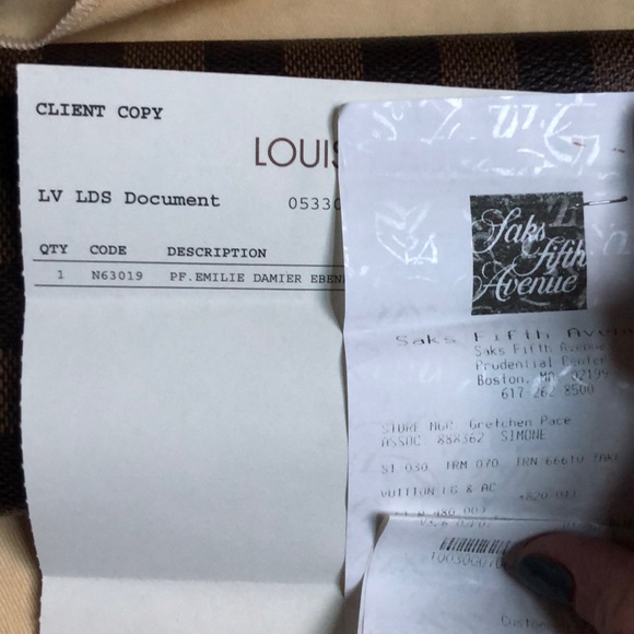 Louis Vuitton Emilie Wallet - Picture 6 of 9